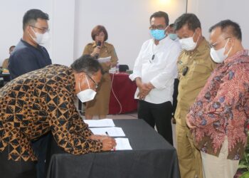 MoU PD Agro Madear dan KPHB dengan PT BUMR Pangan Terhubung Sukabumi, Bupati Simalungun: “Kesempatan Ini Momen Luar Biasa”